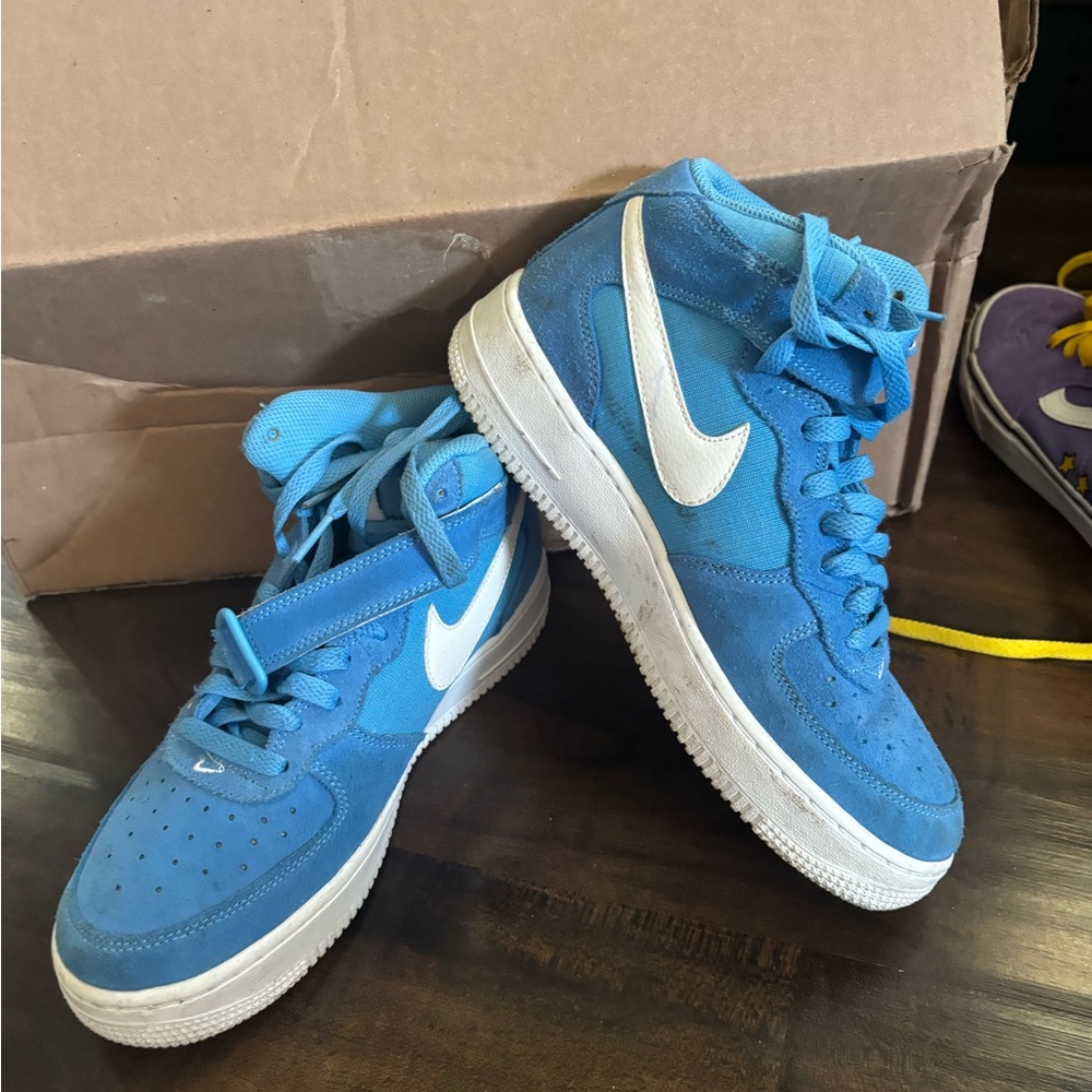 Great Condition Nike Suede Air Force One Blue High-Top Sneakers